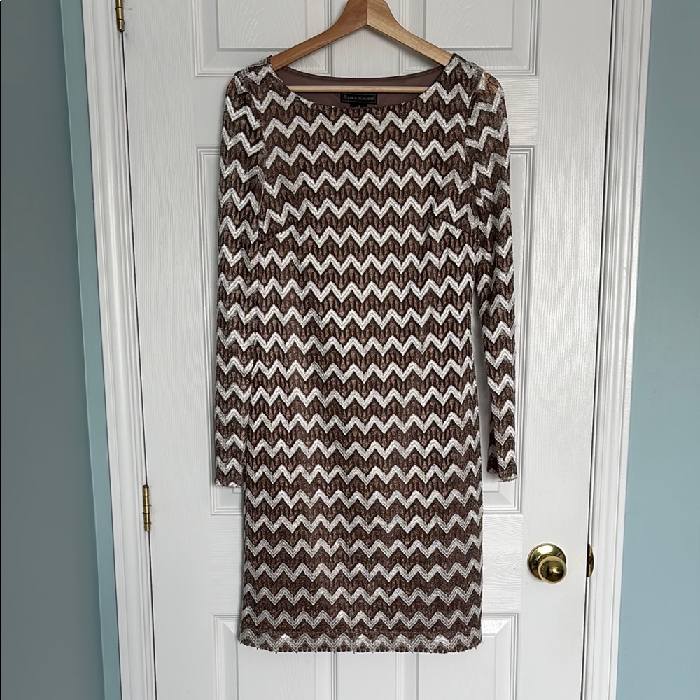 Jessica Howard chevron pattern crochet dress
